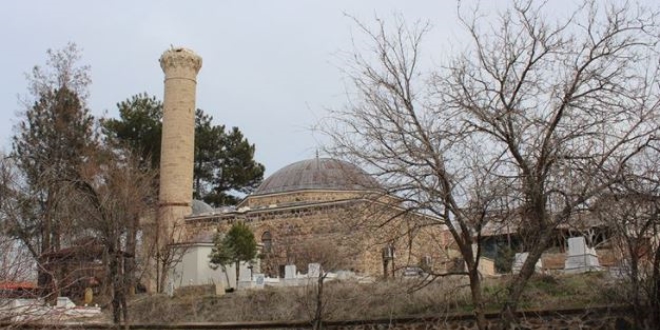 Leylekler g etti, restorasyon yeniden balad