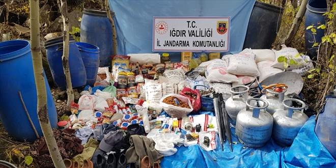 'Yıldırım-3 Ağrı Dağı/Iğdır operasyonu'nda 4 patlayıcı düzeneği ele geçirildi
