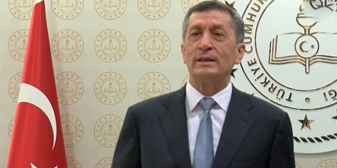 İstemeyen veli, çocuğunu okula göndermeyebilecek!