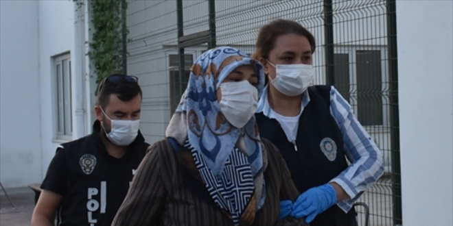 Doktor, öğretmen, hemşire ve polis dahil 24 FETÖ gözaltısı
