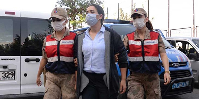 'Kırmızı Kategori'de yer alan teröristle bağlantılı avukat tutuklandı