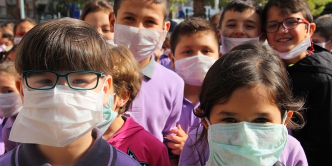 Yaş düştükçe maske daha zararlı oluyor