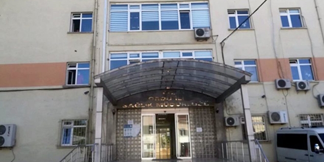Karantinadaki doktorlar 'sağlık hizmetleri aksar' diye göreve çağrıldı iddiası