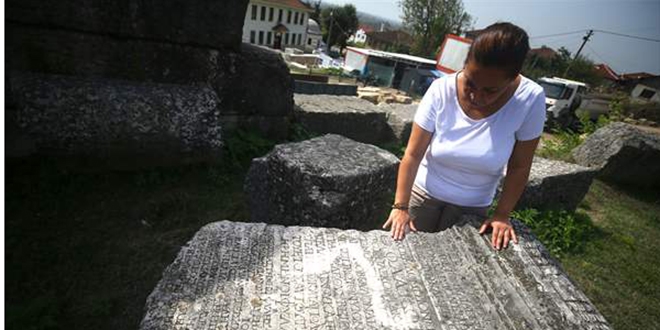 Arkeoloji merak 46 yanda niversite rencisi yapt