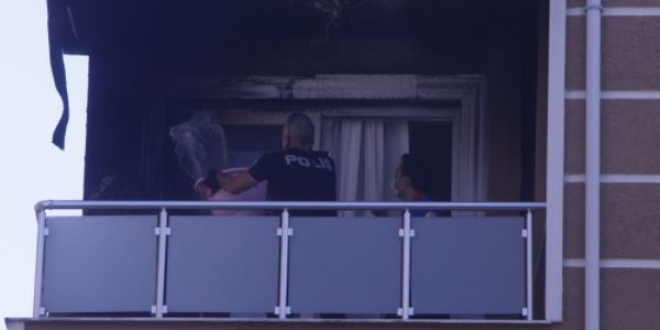 İtfaiye gecikince yangına polis memuru müdahale etti