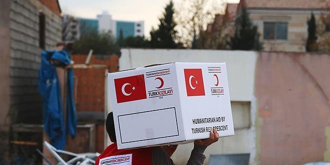Türk Kızılaydan Yemen'in güneyindeki ihtiyaç sahiplerine gıda yardımı