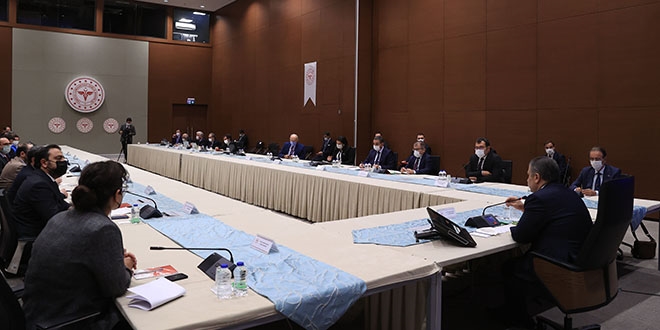 Yerli aşı için kritik toplantı: Türkiye'nin umudu bu odada