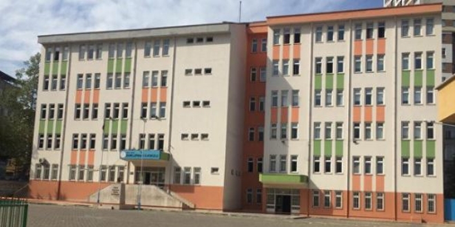 Karabük'te ilkokul öğrencilerine tedbiren 'ev izolasyonu'