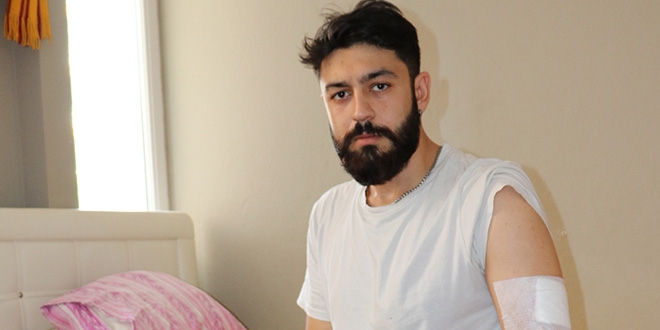Öğretmenin tartıştığı kişiyi bıçakladığı iddiası