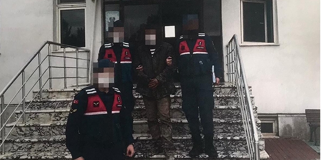 PKK terör örgütü üyesi tarlada çalışırken yakalandı
