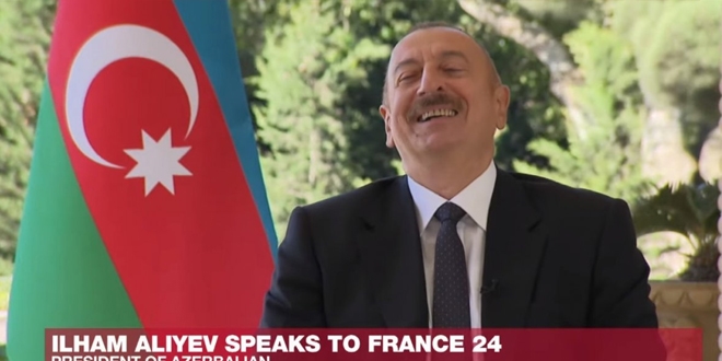 Fransız sunucunun drone sorusu İlham Aliyev'i güldürdü