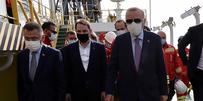 Bakan Albayrak'tan 'doğal gaz rezervi' paylaşımı