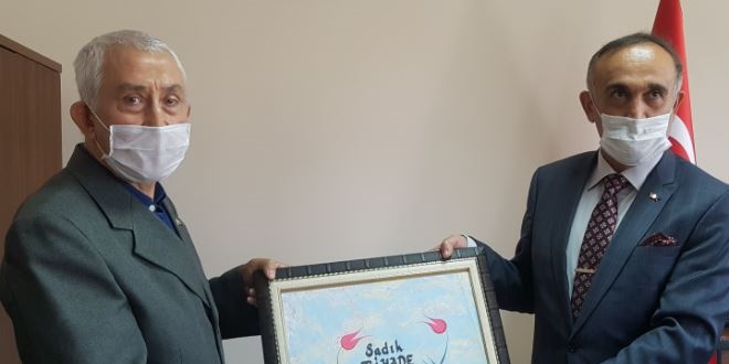 Emekli astsubay kazandığı parayı TSK'ye bağışladı