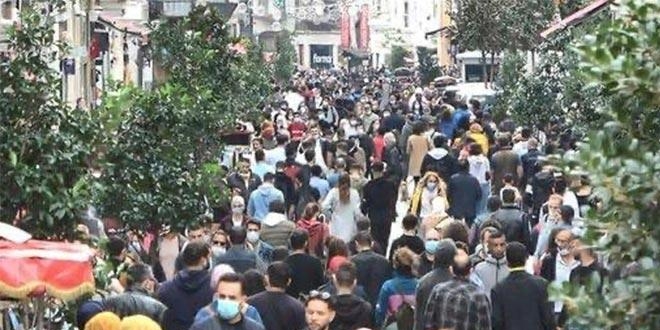 Bakan Koca: Bu kalabalığa sağlam giren hasta çıkar