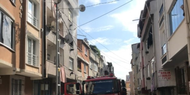 Prizde unutulan şarj aleti yangına neden oldu