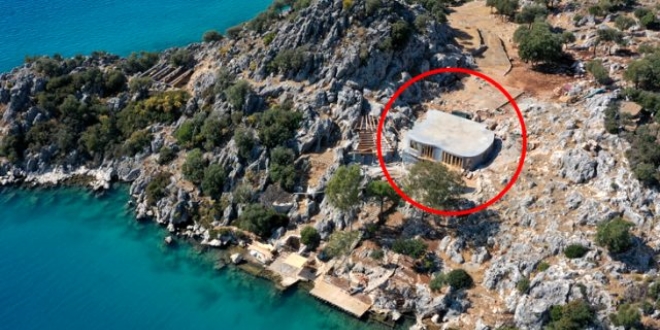 İngiliz şirket, doğa harikası yarımadaya villa dikti