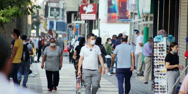 Bir ilde daha sokakta sigara içmek yasaklandı