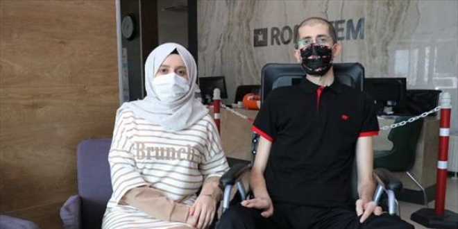 Banyoda d��erek fel� oldu, tedavi ile aya�a kalkt�