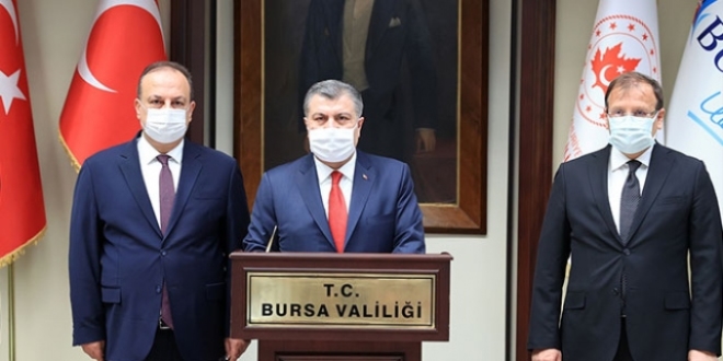 Bakan Koca: Salgın tüm ülkede yeniden tırmanışa geçti