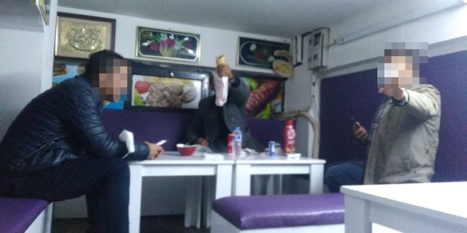 İntihar girişimi köftecide bitti