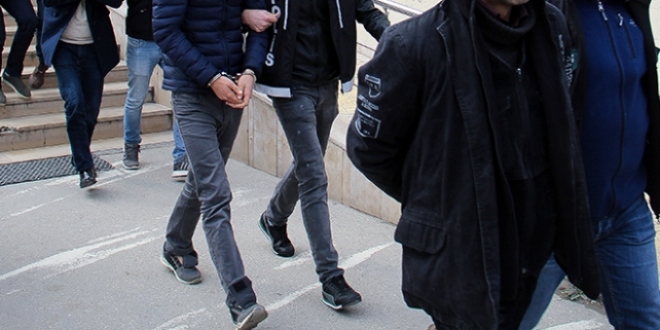 Kastamonu'daki DEA operasyonunda gzaltna alnan 3 pheli tutukland