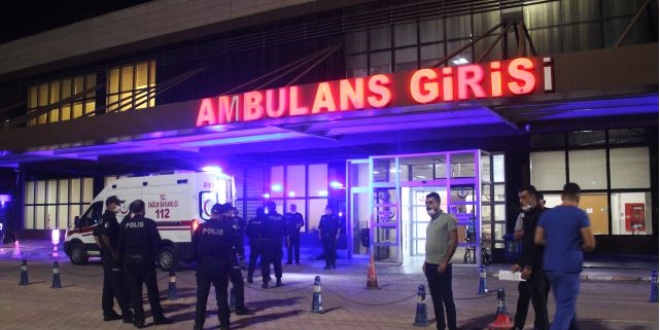 Kilis'te silahlı ve sopalı kavga: 8 yaralı