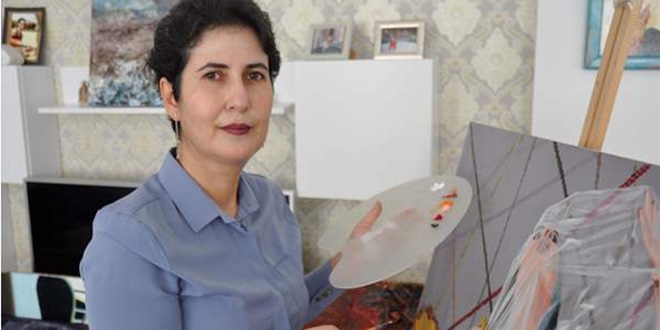 Yüksek lisans öğrencisi ev hanımının okuma azmi takdir topluyor