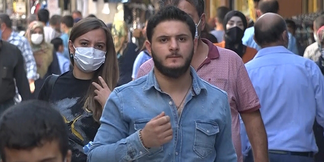 Bakan Koca'nın uyardığı ilde yine de maske takılmıyor