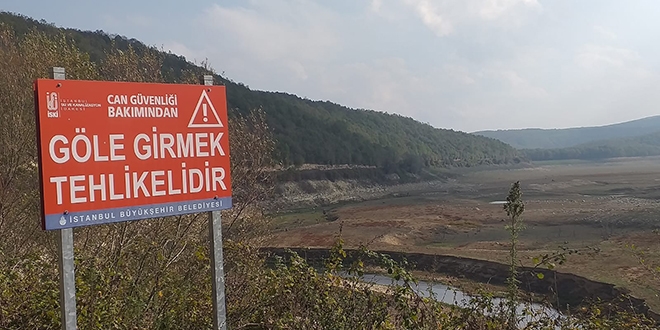İstanbul'a su taşıyan 4 baraj kuruma noktasına geldi