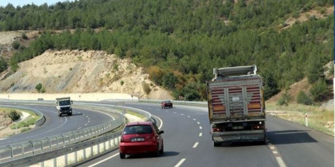 Amasya çevre yolu şehir trafiğini rahatlattı