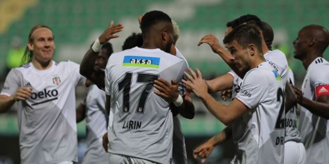Beşiktaş, lige Denizlispor galibiyetiyle döndü
