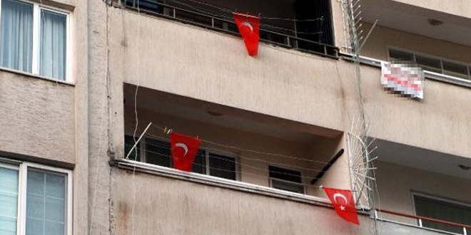 Hatay'daki patlamanın ardından...'Türk bayraklı' tepki