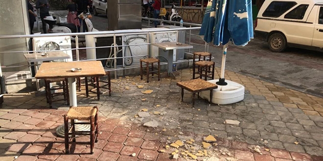 Ku�adas�'nda 35 ki�i hafif yaraland�, 100 hasarl� bina var