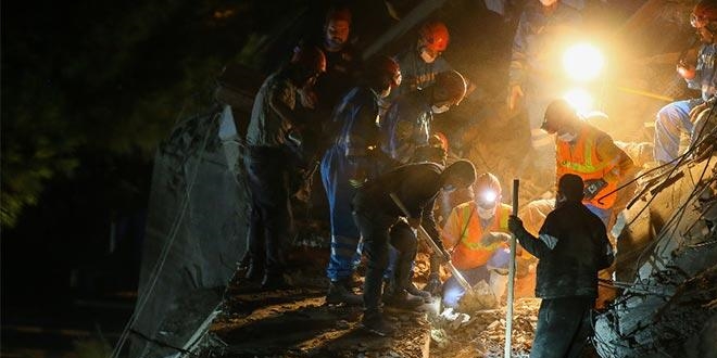 İzmir'deki depremde can kaybı 39'a yükseldi