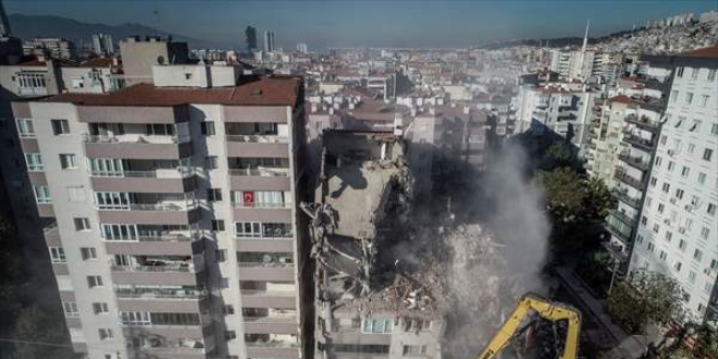 Yılmaz Erbek Apartmanı'nda yıkım çalışmaları tamamlandı