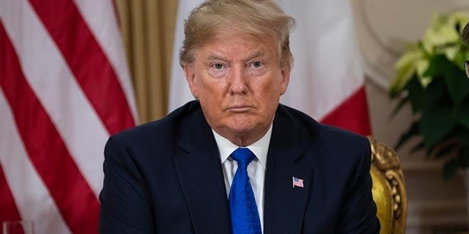 Donald Trump'ın paylaşımına Twitter kısıtlama getirdi