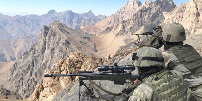 Sınır bölgesinde 5 PKK'lı terörist etkisiz hale getirildi