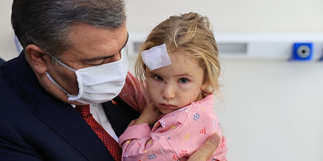 Ayda, Sağlık Bakanı Koca'dan oyuncak maymun istedi