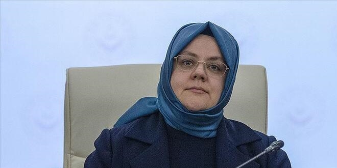 Bakan Selçuk : 3,5 milyon kişiye kısa çalışma ödeneği uygulaması yaptık