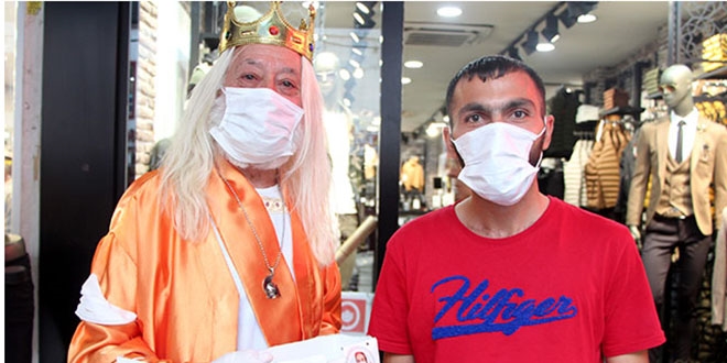 Maske uyarısına 'şoke' eden cevaplar: Gözümle görmediğime inanmam
