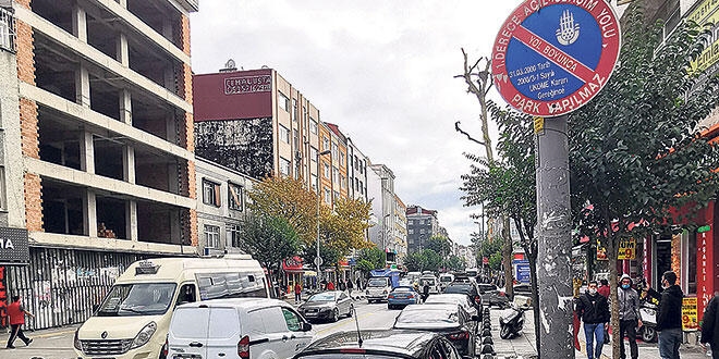 Ya deprem olsa! Acil durum yolları otopark