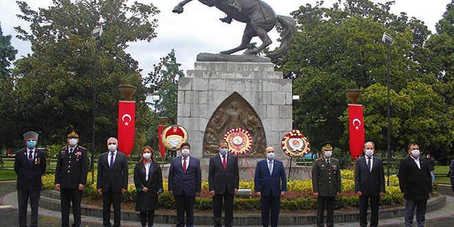 '10 Kasım Törenine Vali geç kaldı' iddialarına yalanlama