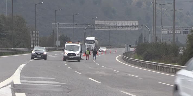 Anadolu Otoyolu Bolu Da�� T�neli Ankara y�n� trafi�e a��ld�