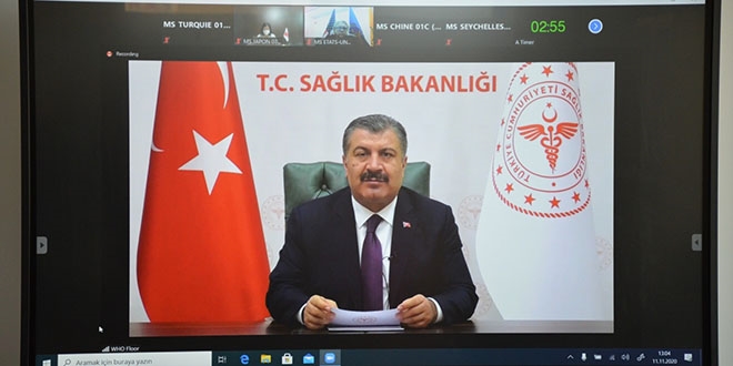 Bakan Koca: Sağlık çalışanlarını, insanlık önünde onurlandırmalıyız