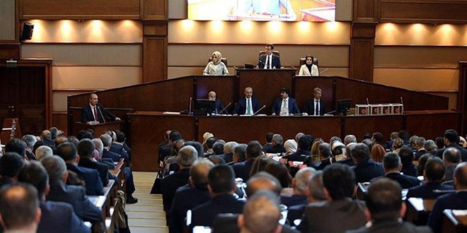 'Parkta terör örgütü sembolleri' iddiası İBB Meclisinde tartışıldı