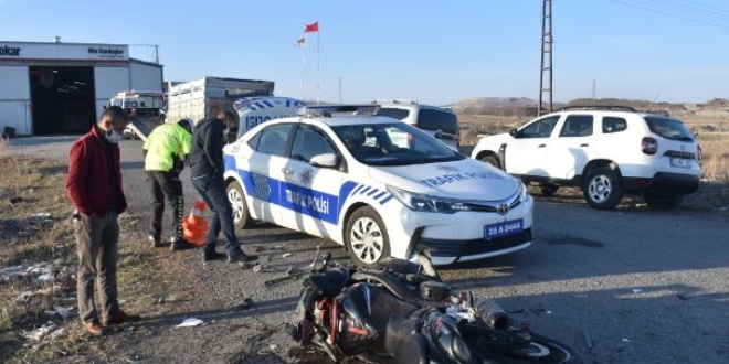 Özel harekat polisi motosiklet kazasında yaralandı