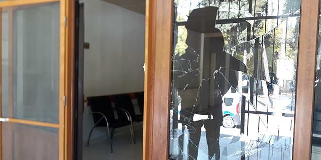 Adli tıp görevlilerine saldırı güvenlik kamerasında