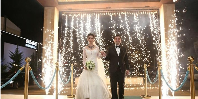 Vali yardmcs airet liderine damat oldu