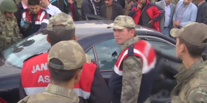 Suruç Belediye Eski Başkanı ve oğlunu kırmızı bültenle aranan terörist öldürmüş