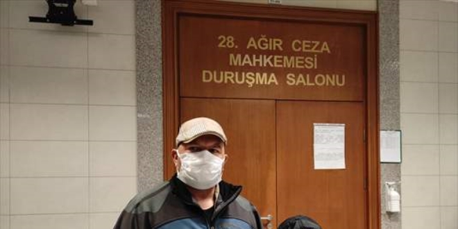 Talha Uğurluel'den çevik kuvvet şapkasıyla savunma